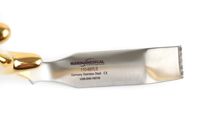 High Quality Tebbetts Style Endo Retractor. All Tebbetts Retractors have Serrated Teeth as pictured and come with Light and Suction for Breast Augmentation | Precise Medical