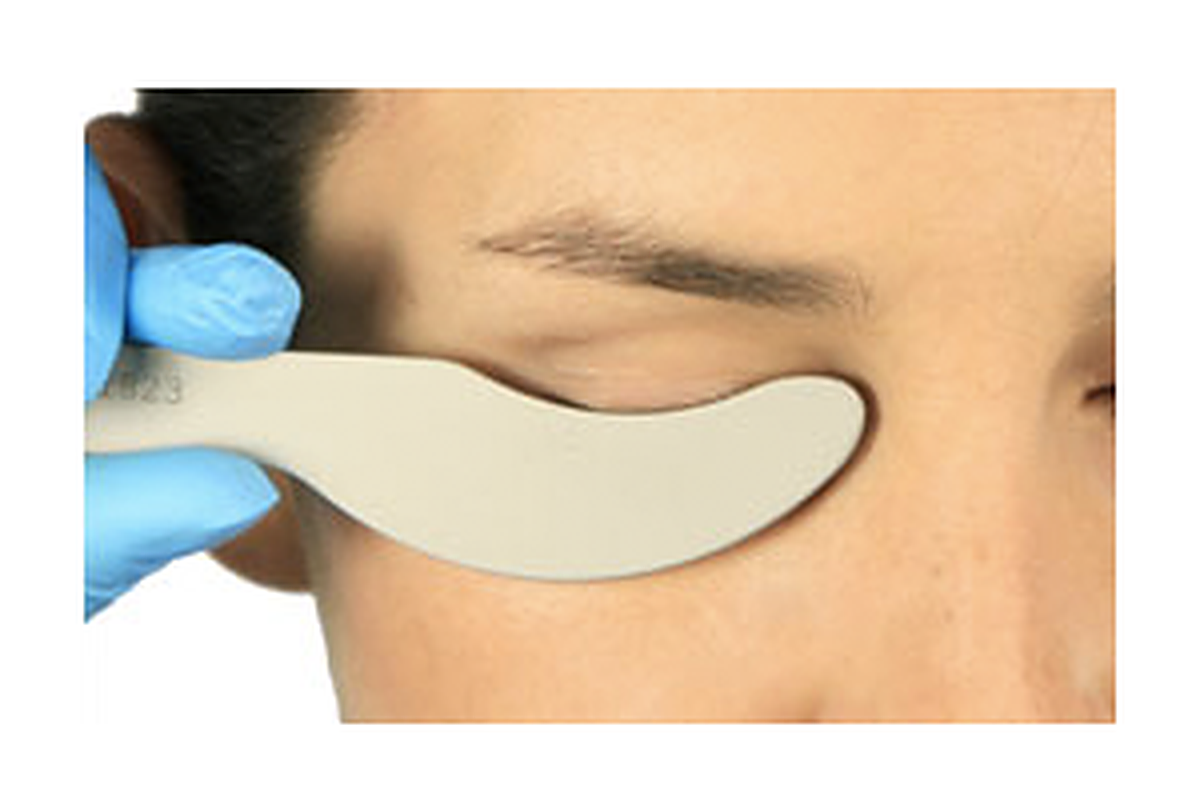 Oculo-Plastik Sutcliffe Laser Shield